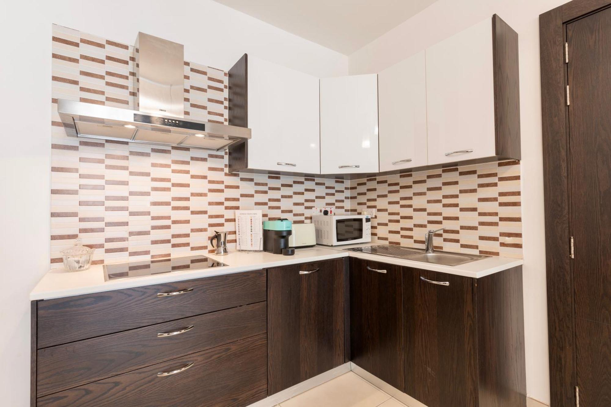2 Bedroom In Central St Julians Prime Location In Paceville Apt 3 By Vaganza Saint Julian's Exterior photo
